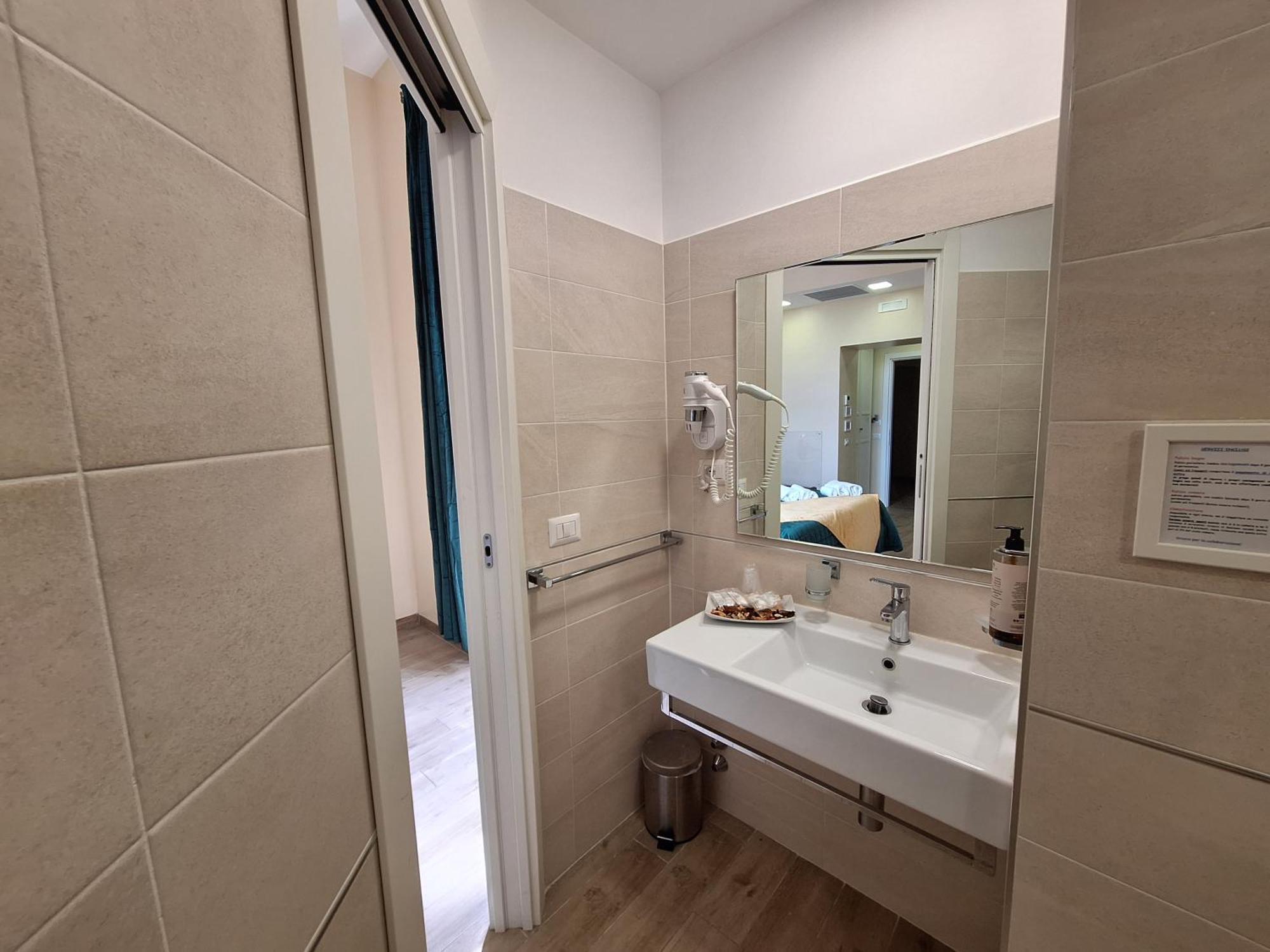 Residenze Serventi Longhi Rome Bagian luar foto