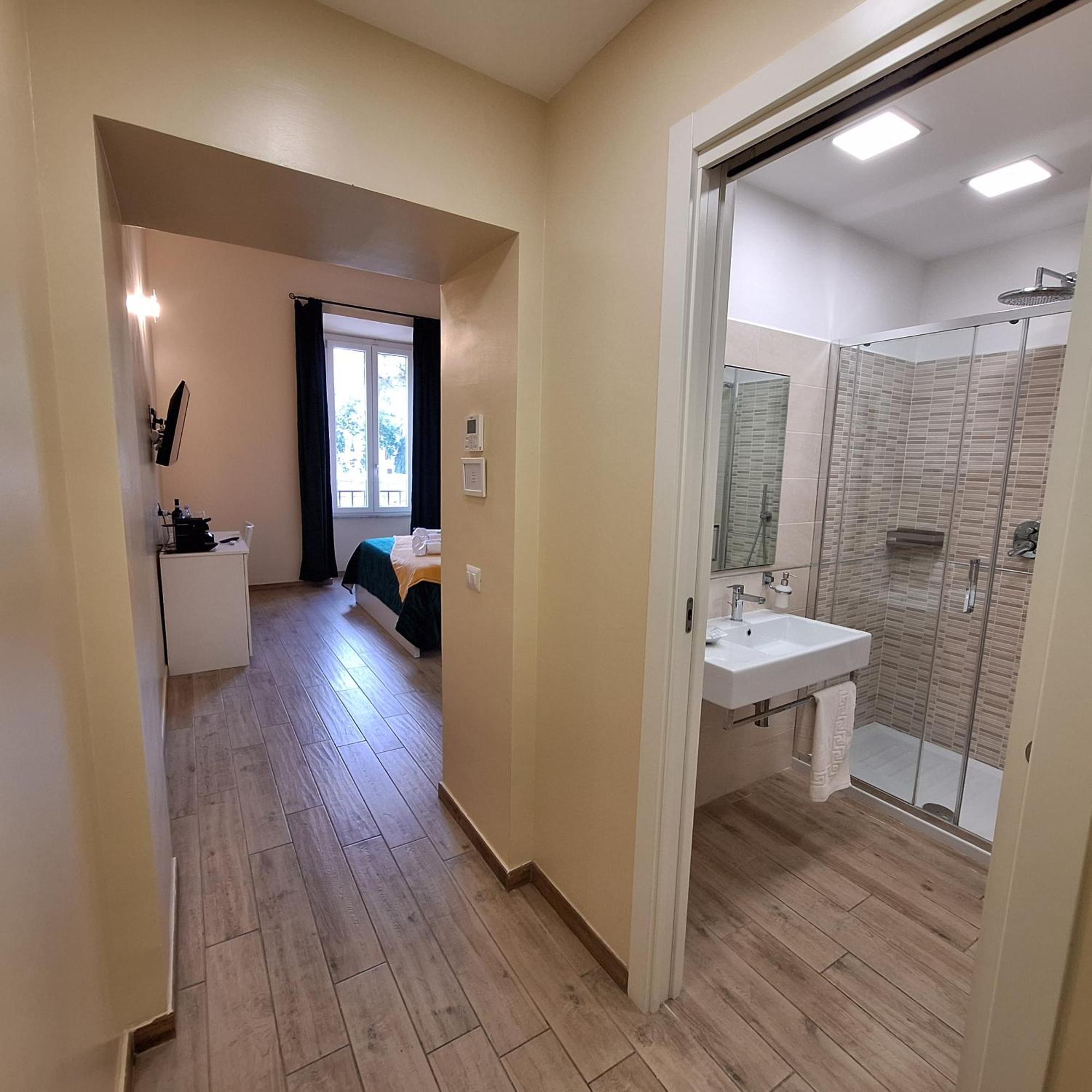 Residenze Serventi Longhi Rome Bagian luar foto