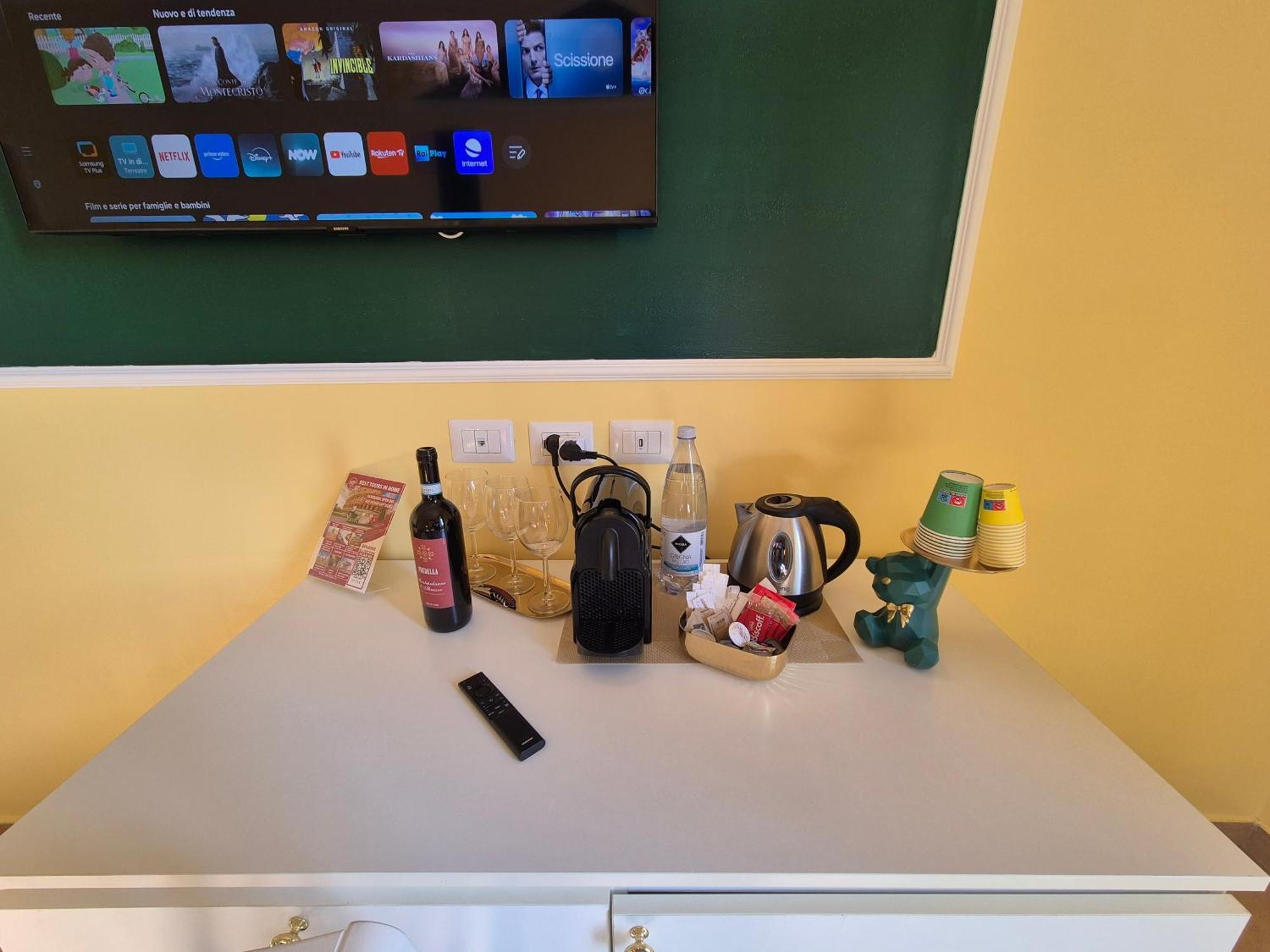 Residenze Serventi Longhi Rome Bagian luar foto